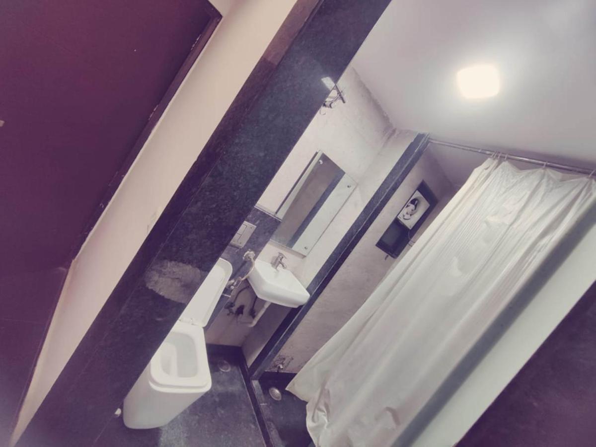 Hotel Saya Deluxe Near New Delhi Railway Station ' Exteriör bild